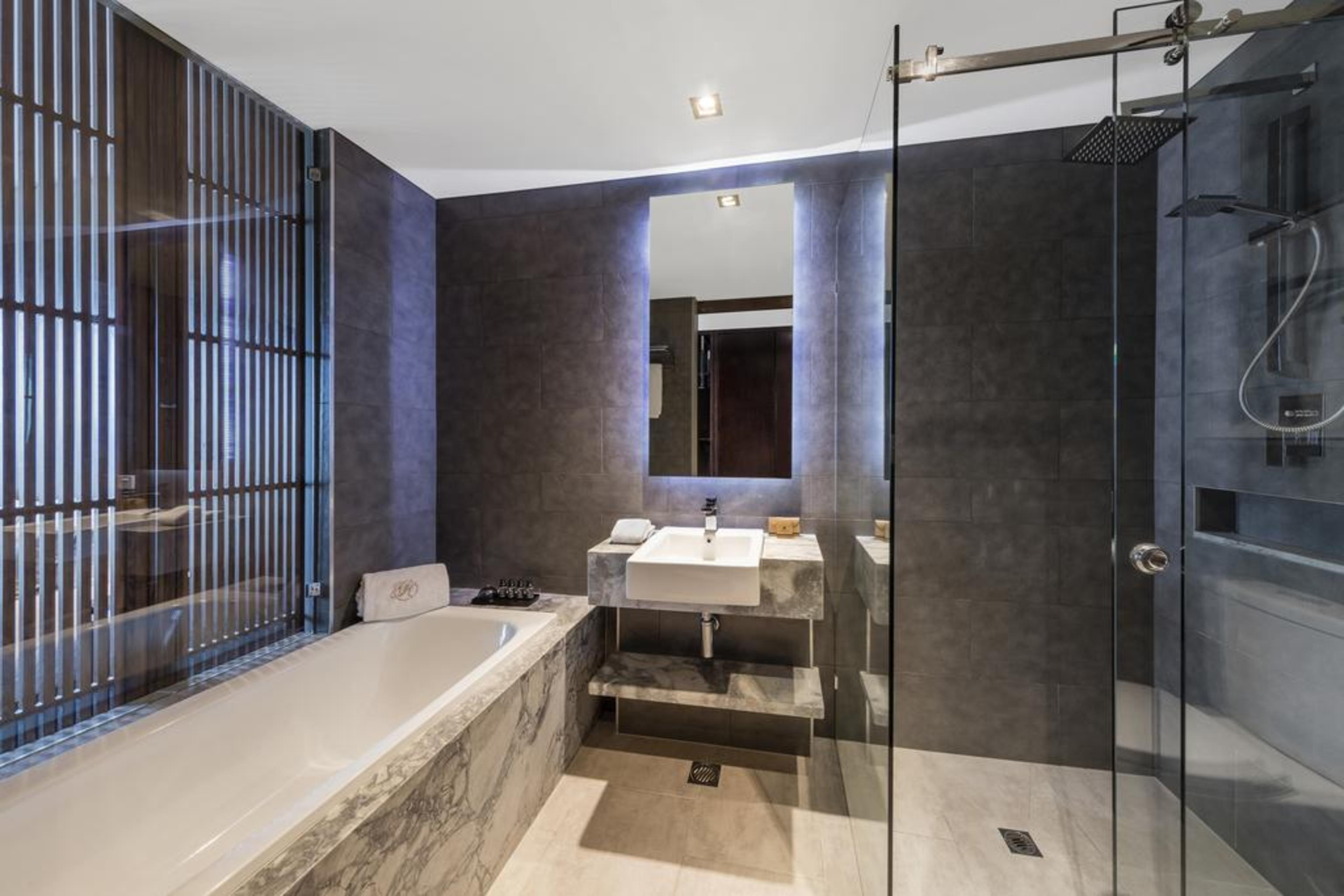 The Beetson Hotel Брисбен Экстерьер фото Bathroom