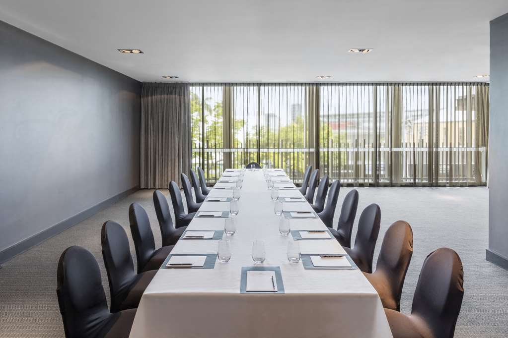 The Beetson Hotel Брисбен Удобства фото Meeting room